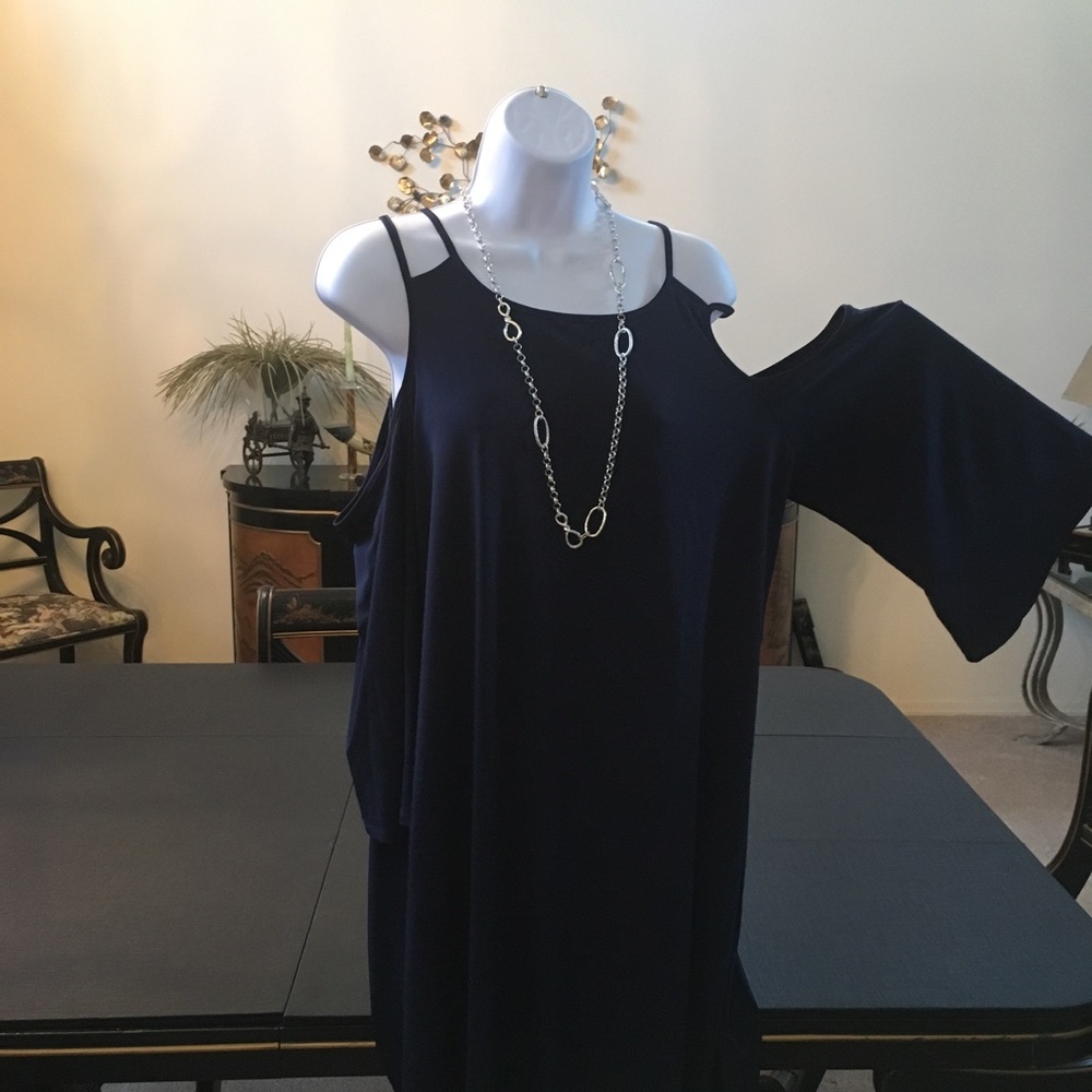 Cold shoulder Bell sleeve dress